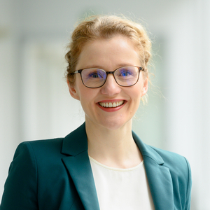 Porträt Dr. Susanne Bartel
