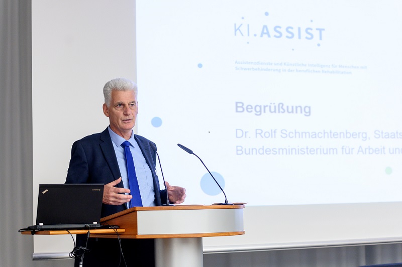 Dr. Rolf Schmachtenberg